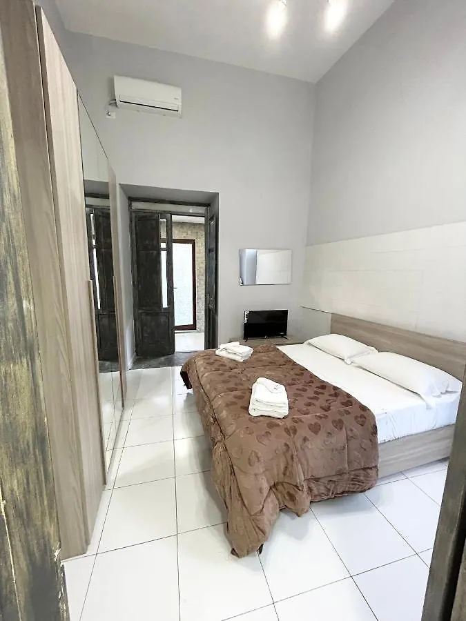 B&B Valentino Napoli Italie