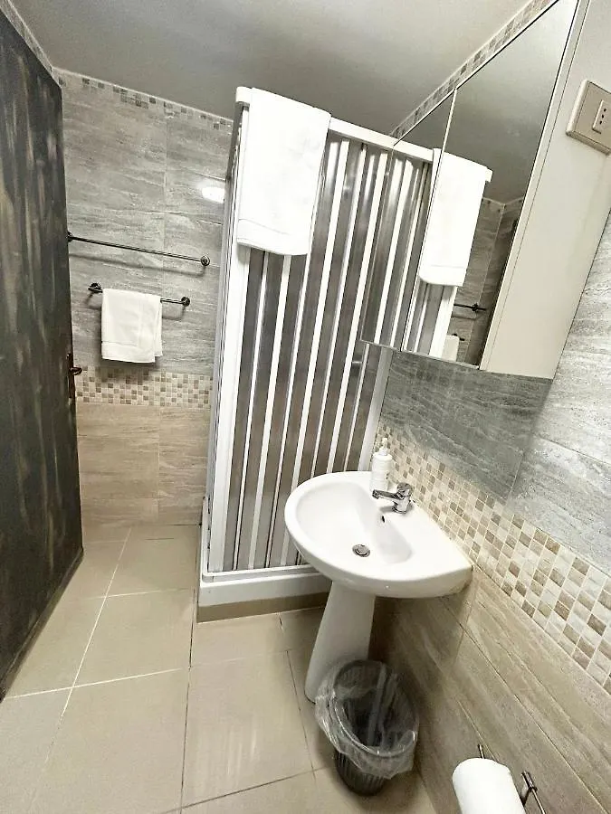 B&B Valentino Napoli 0*, Naples Italie