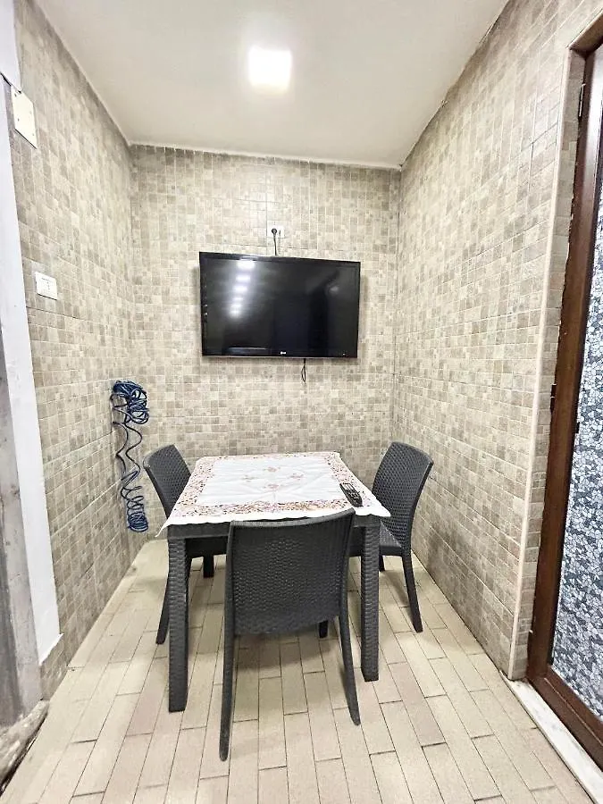 B&B Valentino Napoli 0*, Naples Italie