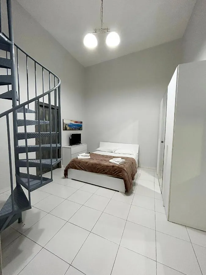 B&B Valentino Napoli Naples